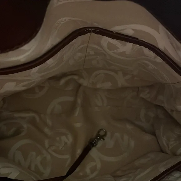 Michael Kors tote purse. $30!!!!!! - Picture 10 of 12